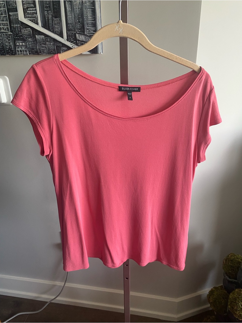Eileen Fisher Coral Scoop Neck Short Sleeve Top 100% Silk Top